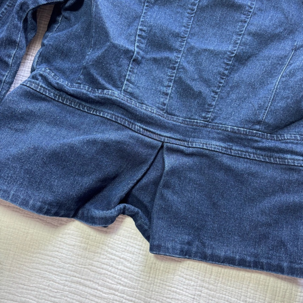 M. MICHEL Classic Blue Women's Jean Jacket - Picture 4 of 5